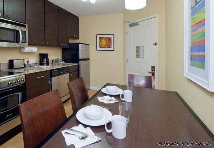 Towneplace Suites By Marriott Джаксънвил Екстериор снимка